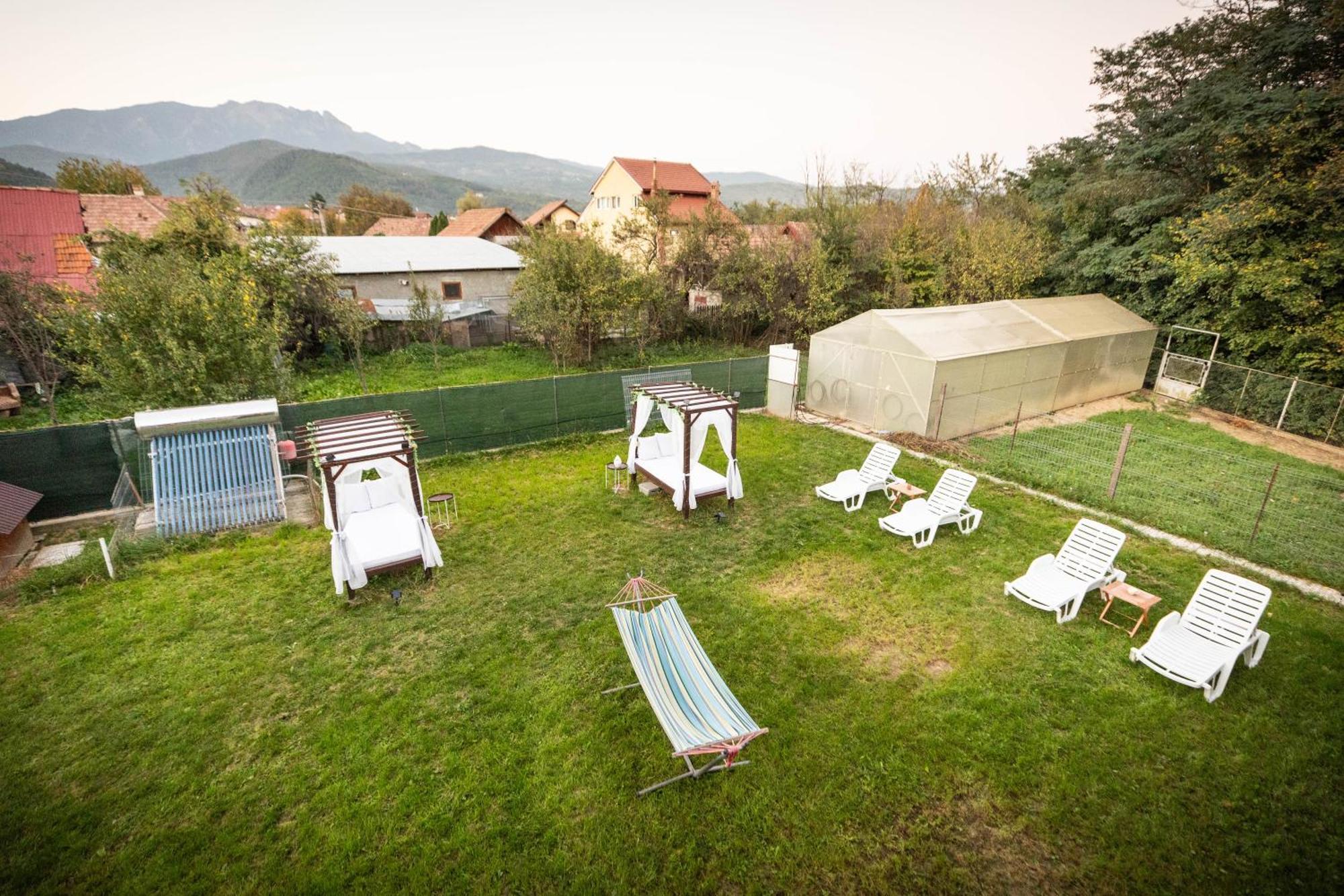 Happy Home Calimanesti Exterior foto