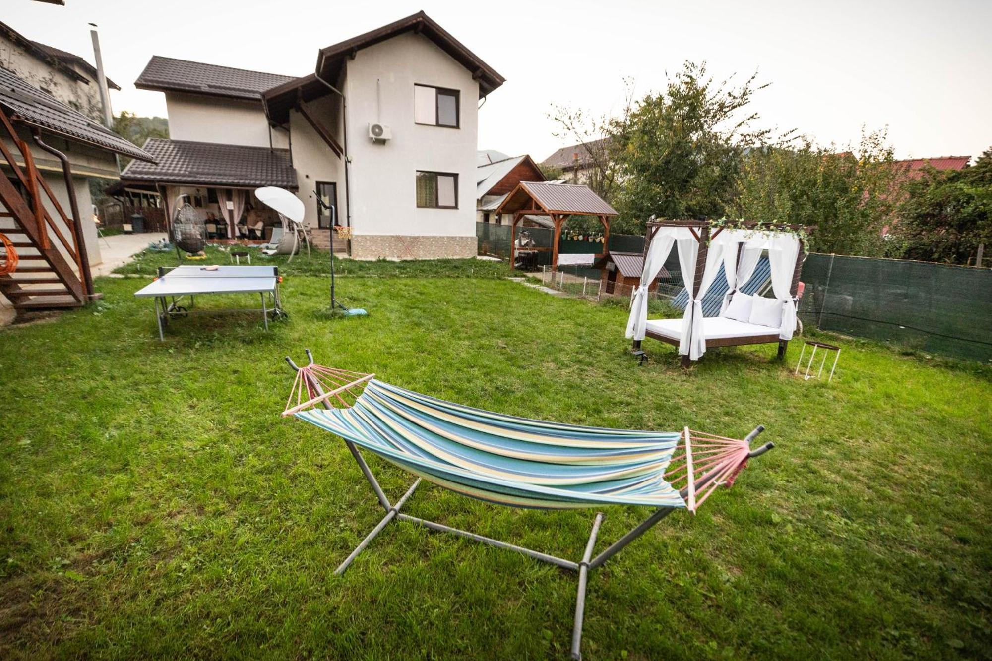 Happy Home Calimanesti Exterior foto